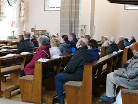 Karfreitgasliturgie und Karfreitagsprozession in Naumburg (Foto: Karl-Franz Thiede)